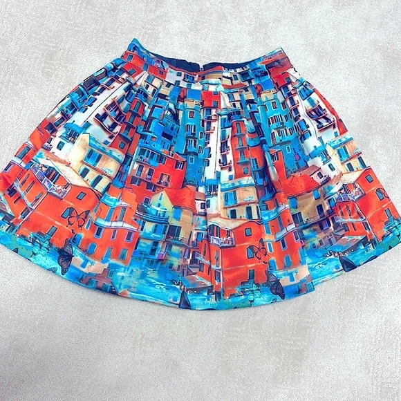 Stora Box Pleat Skirt in Butterfly Paradise
Alice + Olivia - Picture 3 of 9